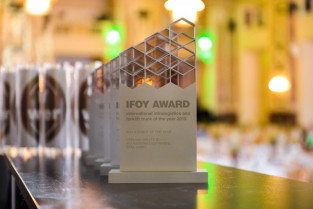 Ifoy trophy 1 40154