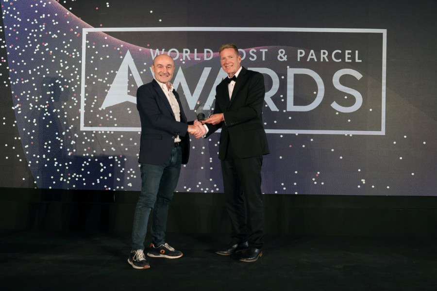 Correos galardonada en los World Post and Parcel Awards 2024