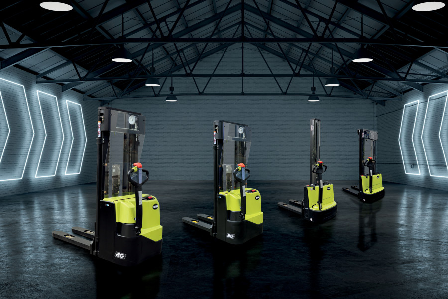 CLARK Clark high lift truck range 14